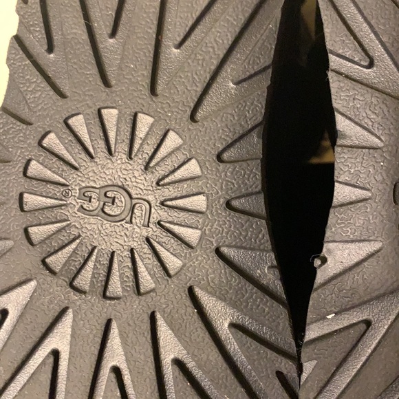 Ugg Bailey Boots Black Suede Size 6 - Picture 8 of 13